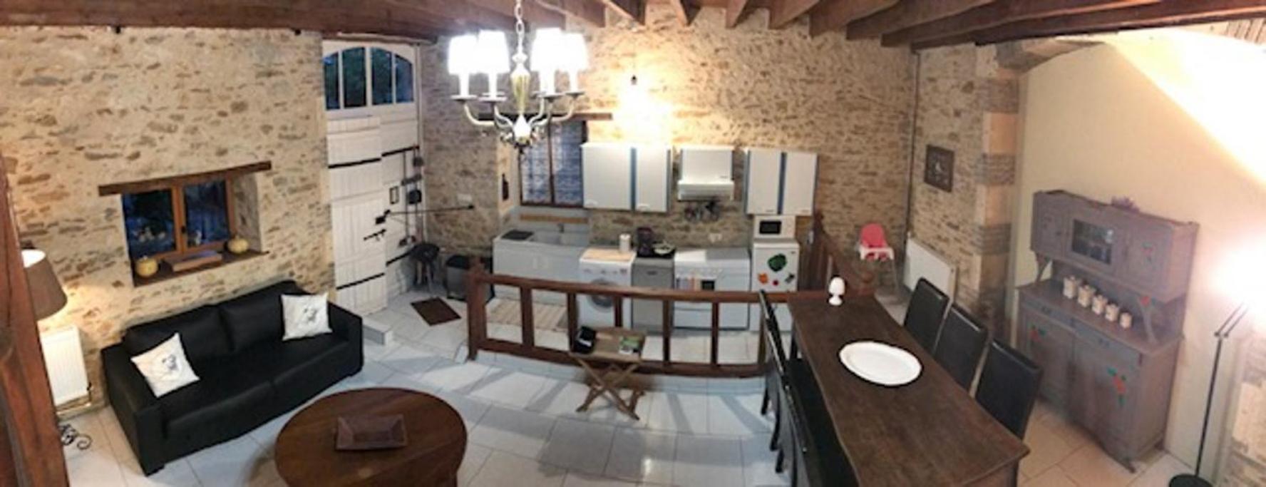 Holiday Home La Brijopa Bazoges-en-Pareds Exterior photo